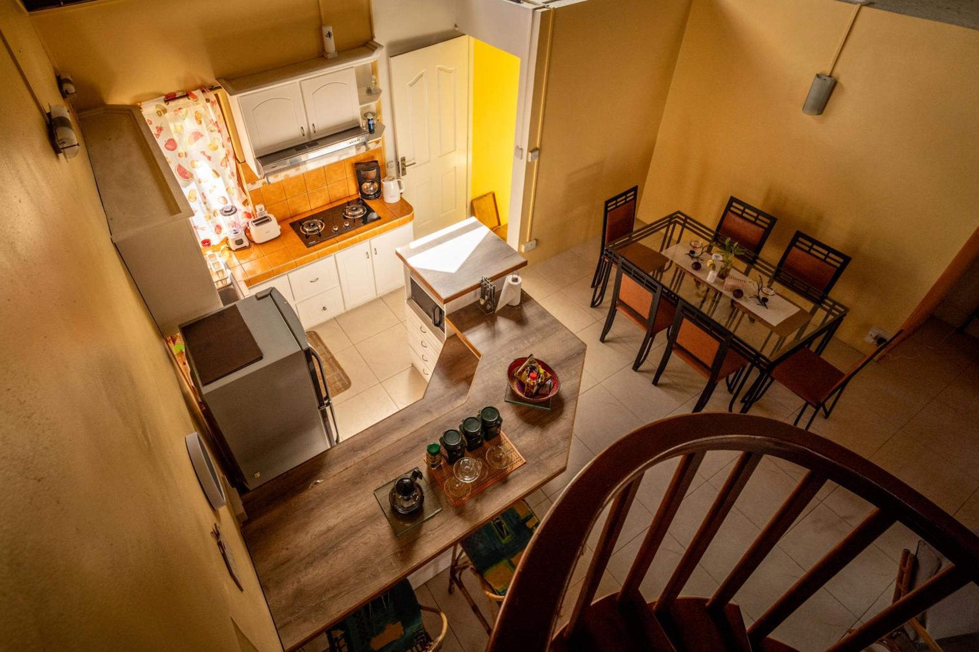 Charming Condo Rivière Noire Екстериор снимка