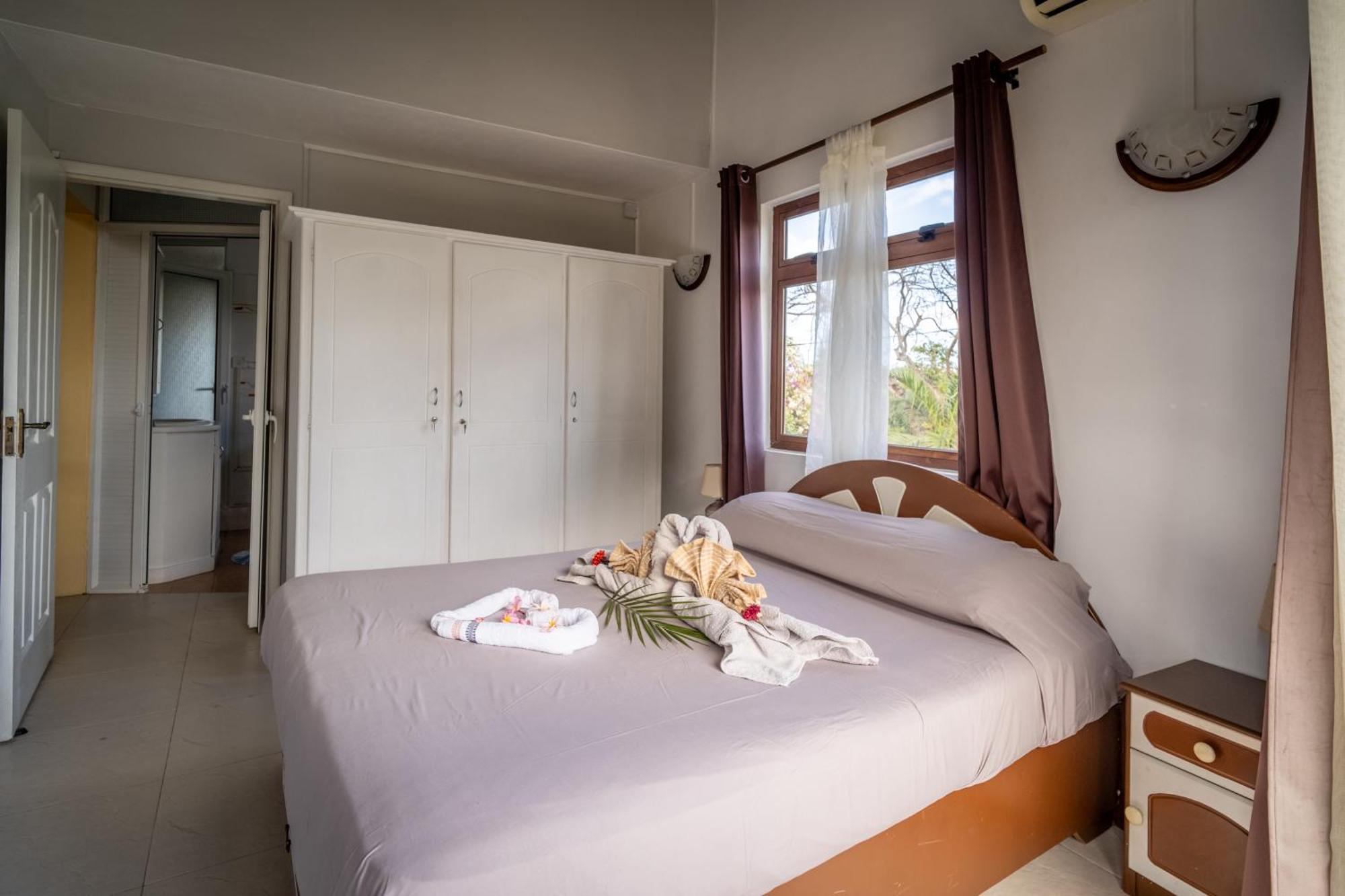 Charming Condo Rivière Noire Екстериор снимка